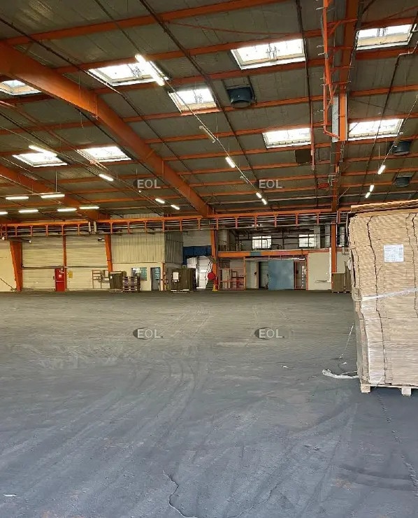 Plus de détails pour Industriel/Logistique à louer