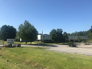 Plus de détails pour 125 Goddard Memorial Dr, Worcester, MA - Industriel/Logistique à louer