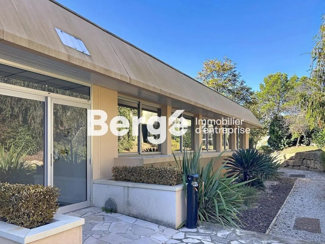 Bureau dans Valbonne à louer Photo de l’immeuble– Image 1 sur 13