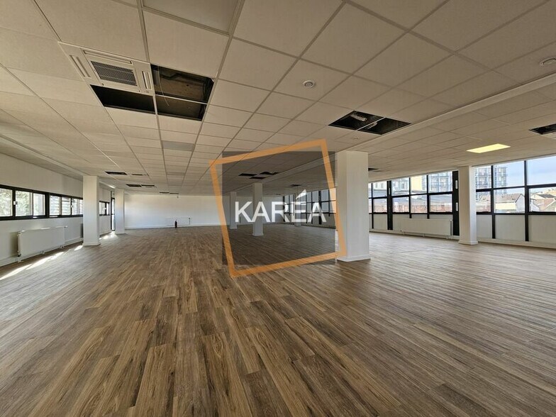 Bureau dans Champigny-sur-Marne à louer - Photo intérieure – Image 2 sur 5