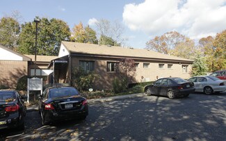 Plus de détails pour 9 Brooksite Dr, Smithtown, NY - Bureau à vendre