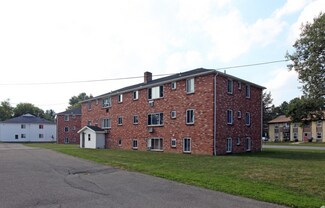 Plus de détails pour 45 Colonial Dr, Springville, NY - Logement à vendre