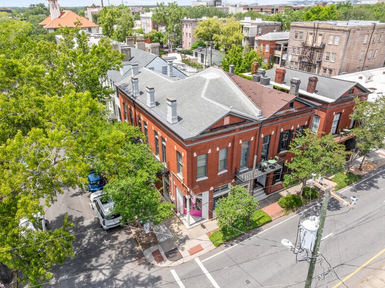 417 Whitaker St, Savannah, GA à vendre - Photo de l’immeuble – Image 3 sur 51