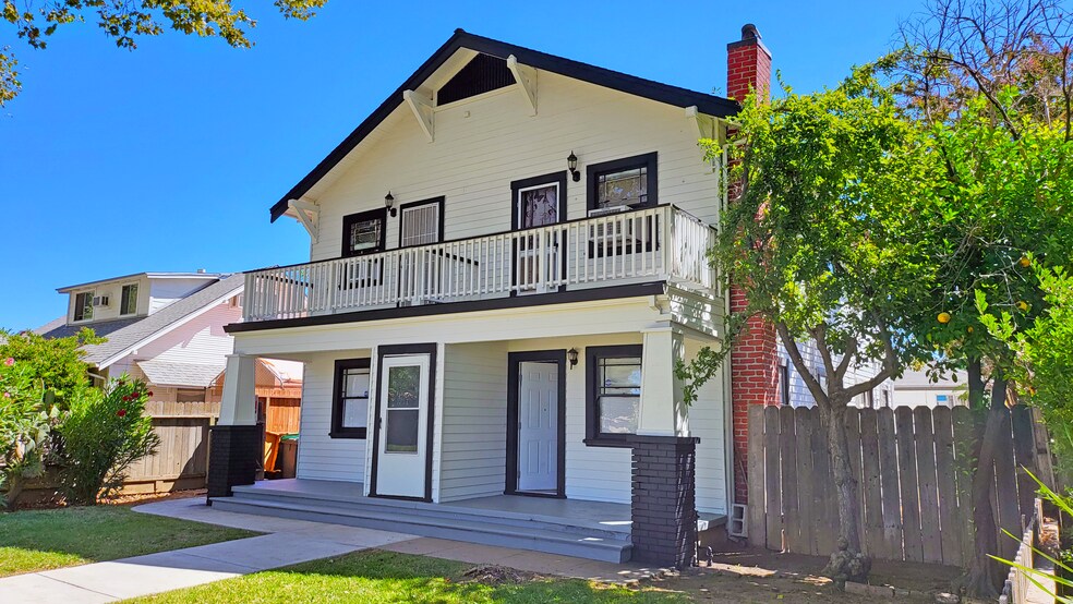 530 S School St, Lodi, CA à vendre - Photo de l’immeuble – Image 2 sur 7