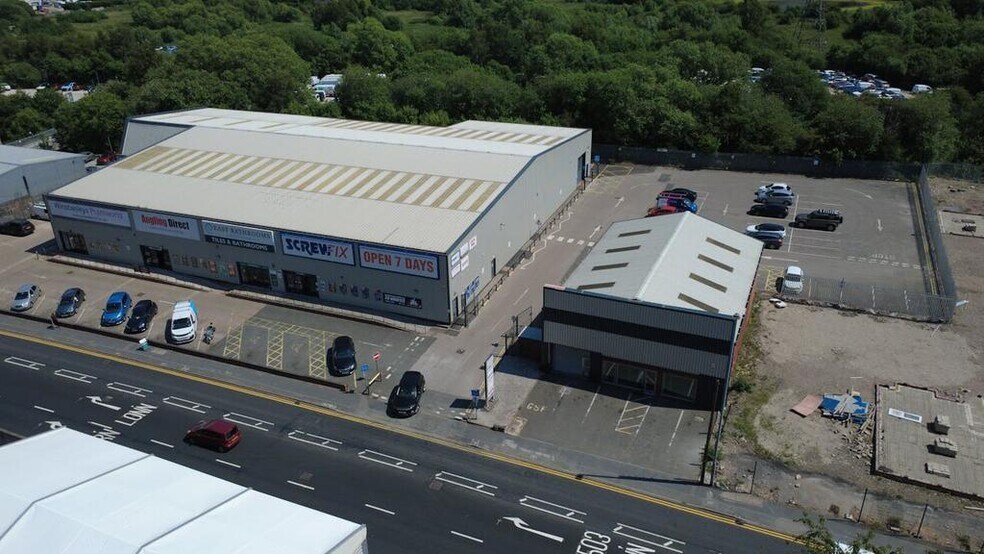 712 Leek Rd, Stoke On Trent à louer - Photo de l’immeuble – Image 3 sur 9