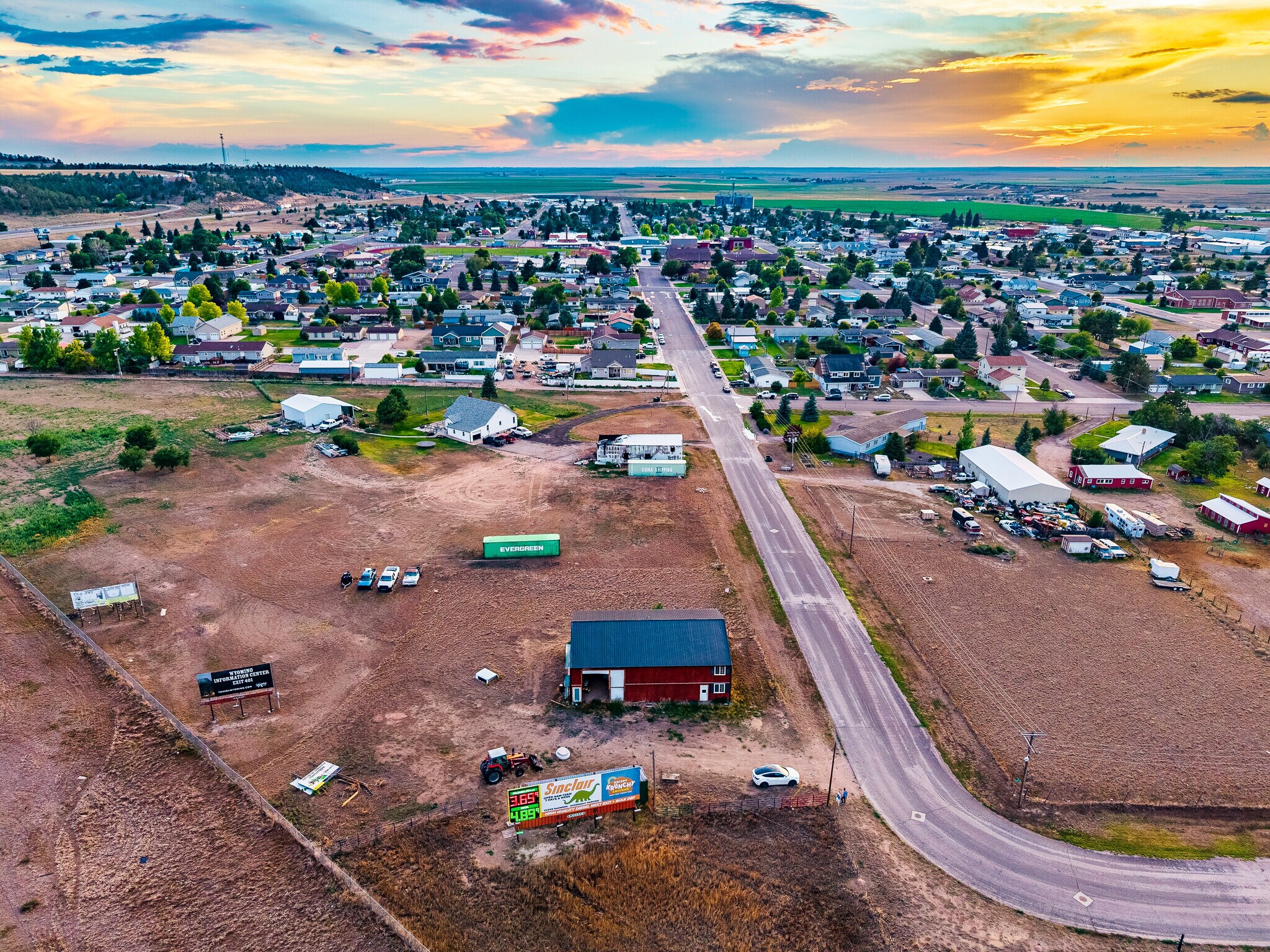 708 6th St, Pine Bluffs, WY à vendre Photo principale– Image 1 sur 34