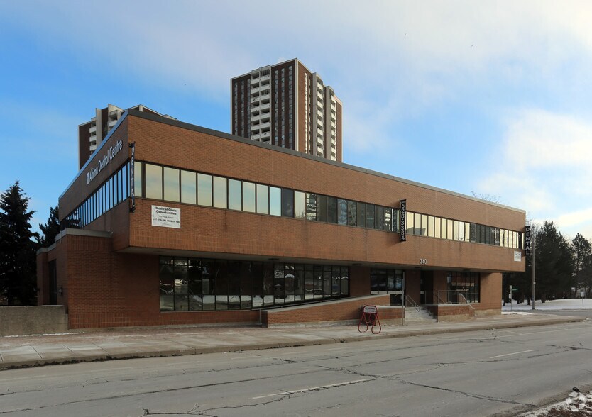340 York Blvd, Hamilton, ON à vendre - Photo de l’immeuble – Image 2 sur 4