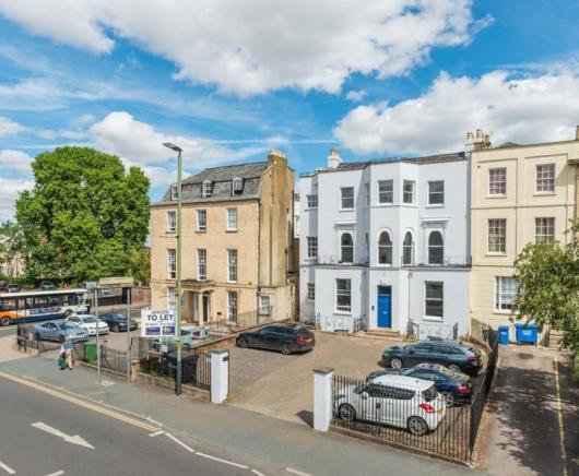 4 Albion St, Cheltenham à louer - Photo de l’immeuble – Image 1 sur 1