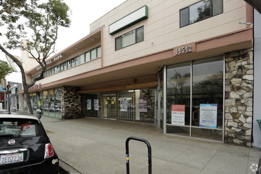 14534-14542 Ventura Blvd, Sherman Oaks, CA à louer - Photo de l’immeuble – Image 3 sur 6