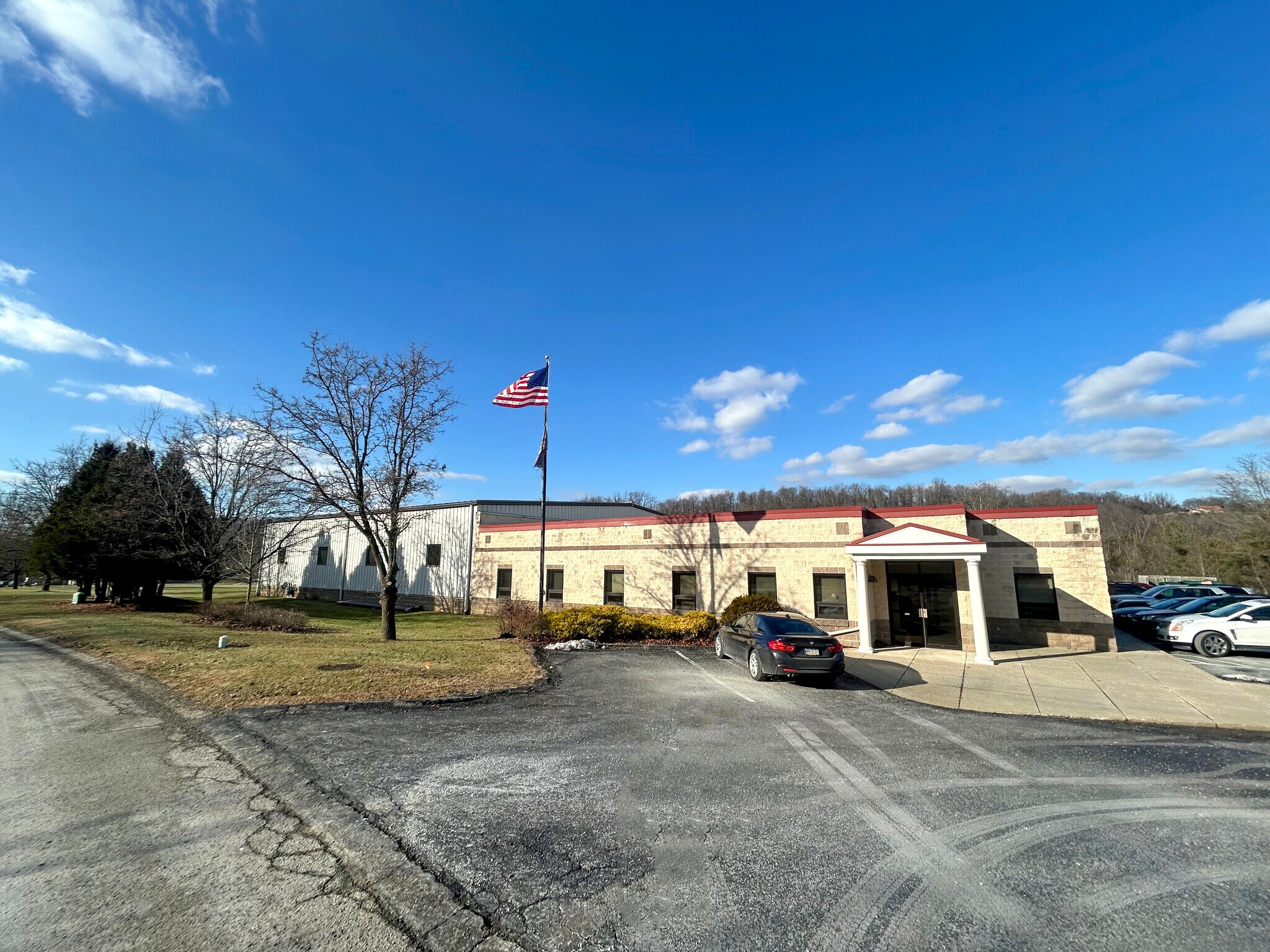 11020 Parker Dr, Irwin, PA à vendre Photo principale– Image 1 sur 15