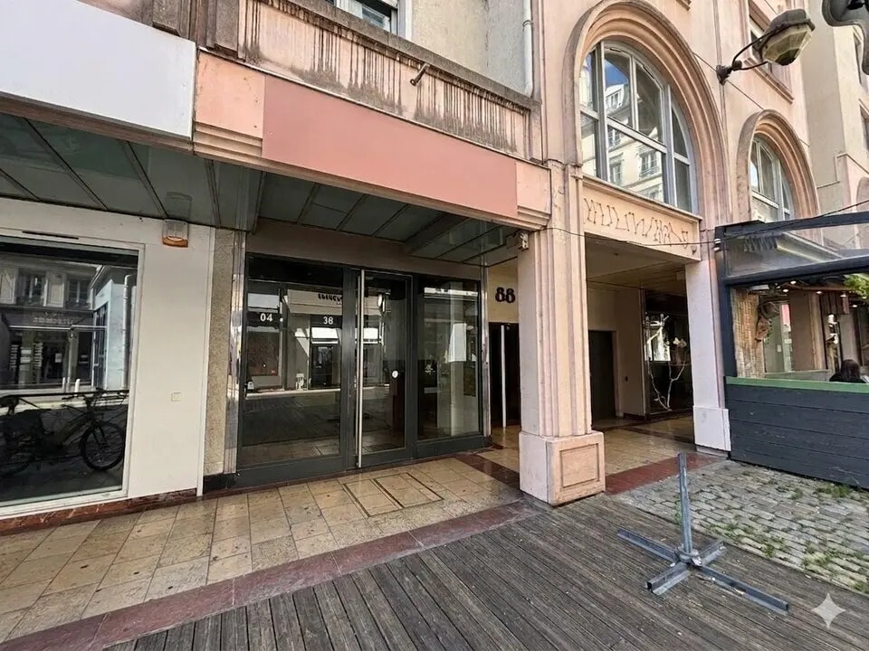 88 Rue Mercière, Lyon à louer Photo de l’immeuble– Image 1 sur 2