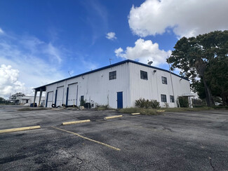 Plus de détails pour 7659 S US-281, Pleasanton, TX - Industriel/Logistique à louer