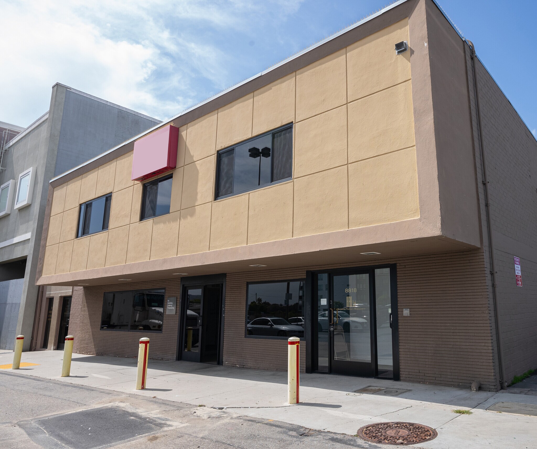 8814-8816 S Sepulveda Blvd, Los Angeles, CA à louer Photo principale– Image 1 sur 25