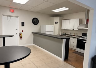 15250 S US 41/ Tamiami Trl, Fort Myers, FL à louer Photo intérieure– Image 1 sur 5