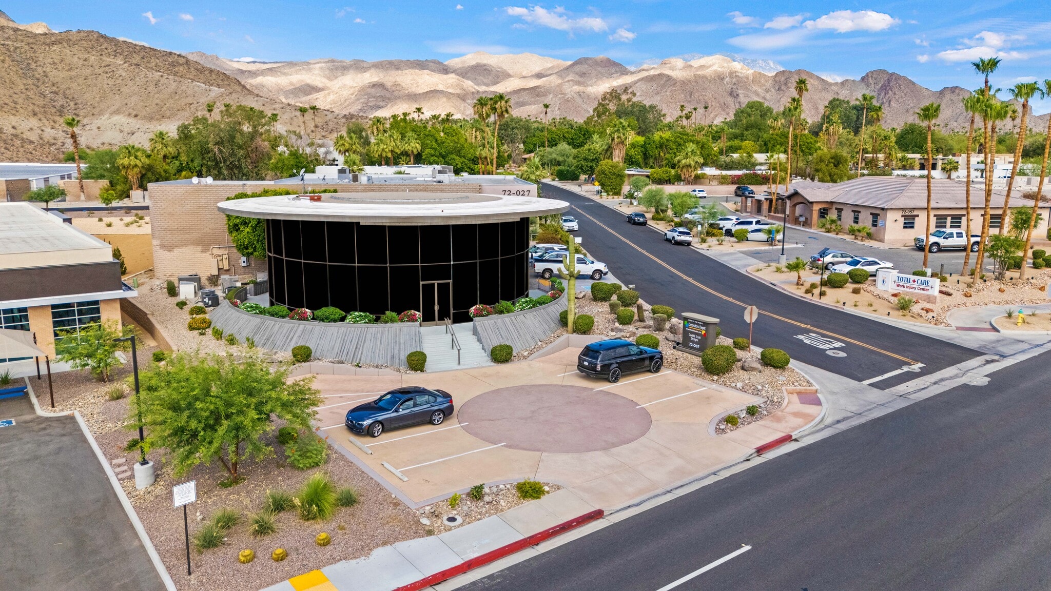 72067 Highway 111, Rancho Mirage, CA à vendre Photo intérieure– Image 1 sur 25