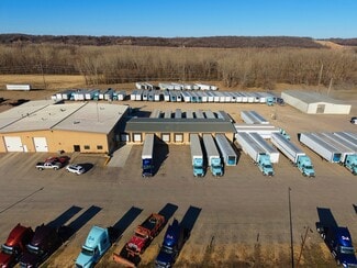 Plus de détails pour 926 N Front St, New Ulm, MN - Industriel/Logistique à vendre