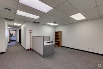 1300 S Meridian Ave, Oklahoma City, OK à vendre Photo intérieure– Image 1 sur 3