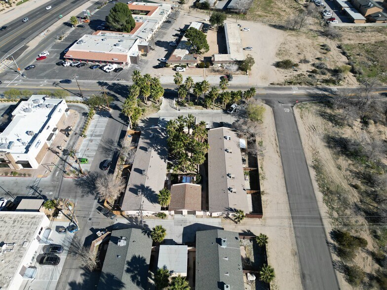 15860 Kasota Rd, Apple Valley, CA à vendre - Photo de l’immeuble – Image 1 sur 21