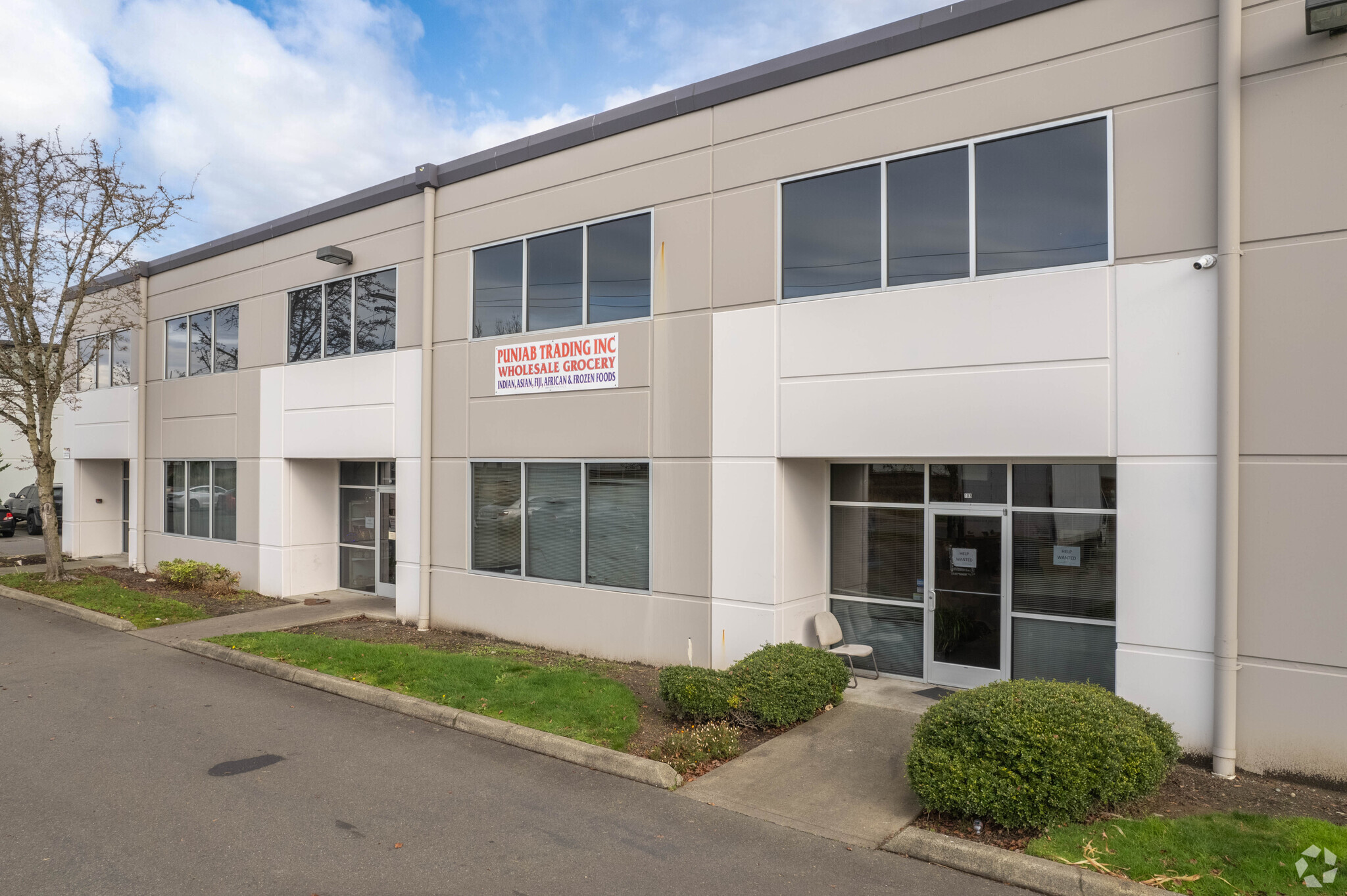4710 B St NW, Auburn, WA à louer Photo principale– Image 1 sur 4