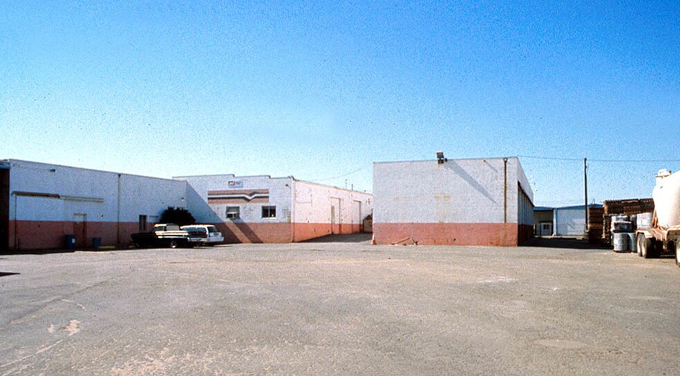 725 Pacific Ave, Oxnard, CA à vendre - Photo de l’immeuble – Image 2 sur 4