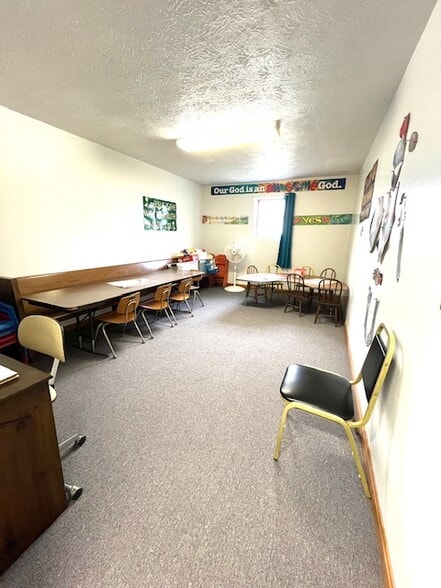 6505 Stoney Ridge Rd, North Ridgeville, OH à vendre - Photo intérieure – Image 3 sur 21