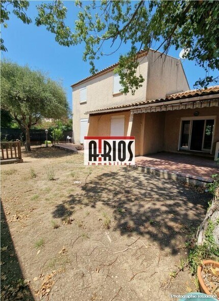 Local commercial dans La Farlède à vendre - Photo de l’immeuble – Image 1 sur 12