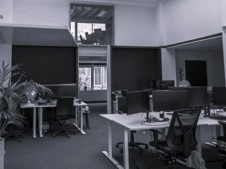 Bureau dans Angers à louer - Photo principale – Image 1 sur 10