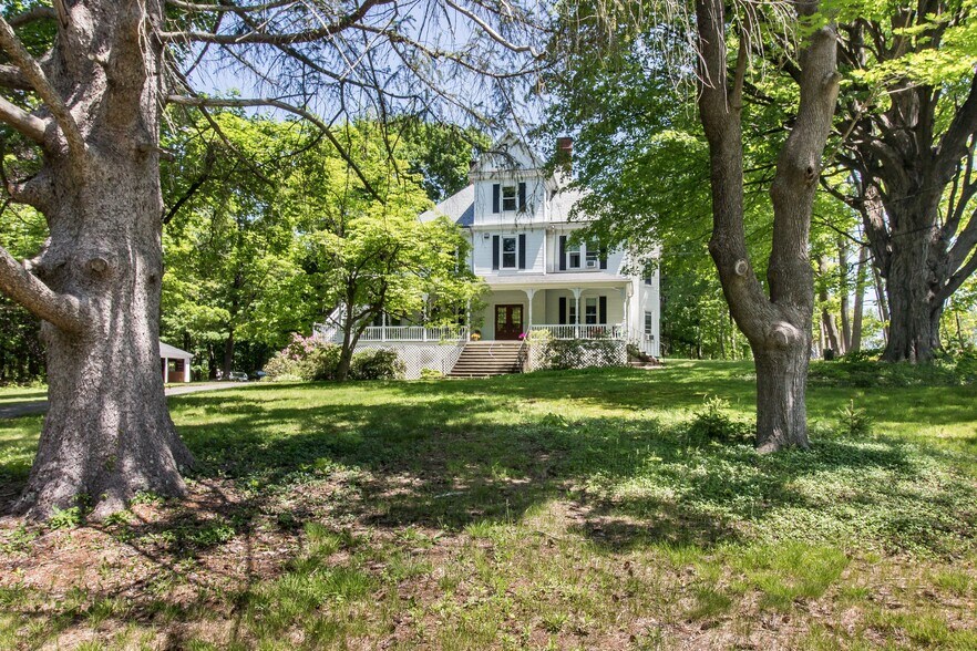 40 High St, Acton, MA à vendre - Photo de l’immeuble – Image 3 sur 30