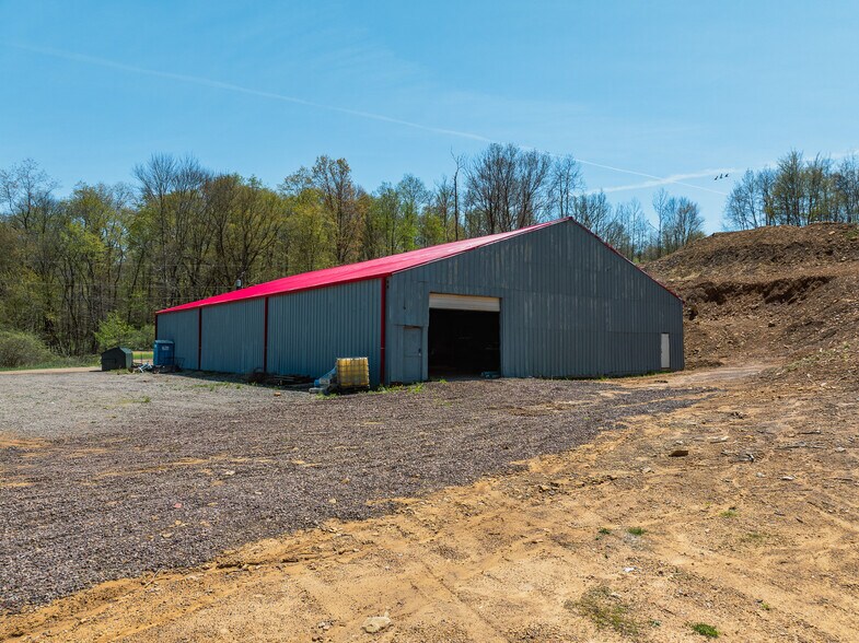 1157 Hope Rd NW, Mineral City, OH à vendre - Photo de l’immeuble – Image 3 sur 18