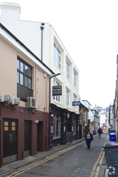 12 Station St, Eastbourne à louer - Photo de l’immeuble – Image 2 sur 6