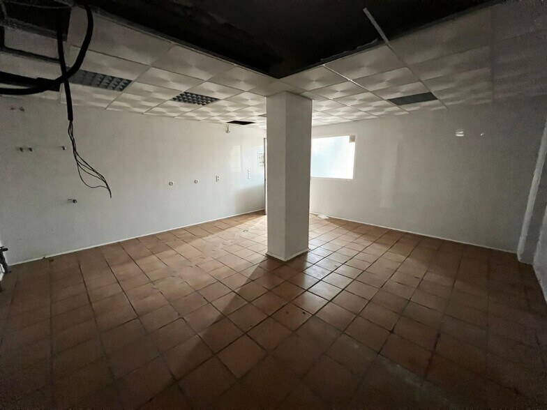 Local commercial dans Córdoba à louer - Photo de l’immeuble – Image 2 sur 6