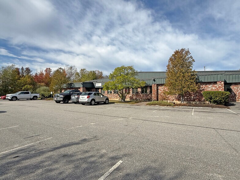 270 West Rd, Portsmouth, NH à louer - Photo principale – Image 1 sur 8