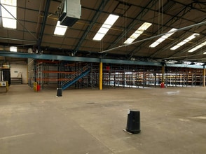 Wharfdale Road, Birmingham à louer Photo intérieure– Image 2 sur 3