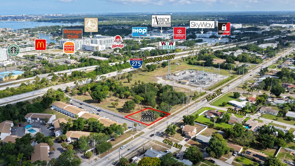 47th 112th Ave, Saint Petersburg, FL à vendre - Photo de l’immeuble – Image 2 sur 3