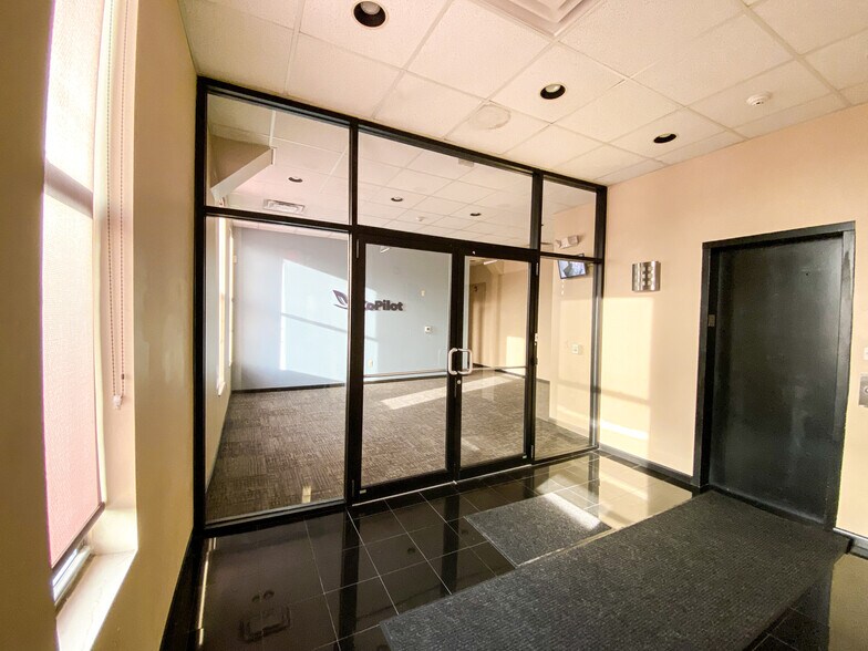 2000 E Carson St, Pittsburgh, PA à louer - Photo intérieure – Image 3 sur 11