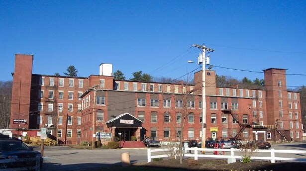 20 Canal St, Franklin, NH à louer - Photo de l’immeuble – Image 2 sur 6