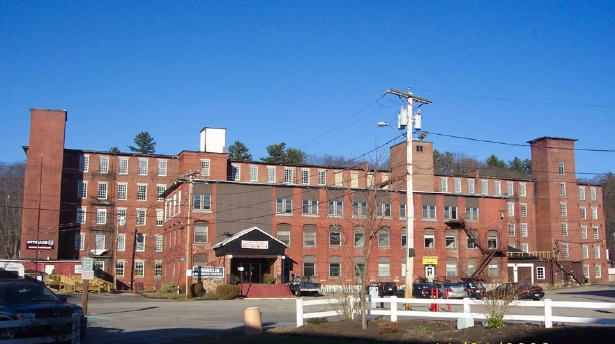 20 Canal St, Franklin, NH à louer - Photo principale – Image 1 sur 16