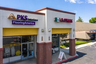 802-844 W El Camino Real, Sunnyvale, CA à louer Photo intérieure– Image 1 sur 3