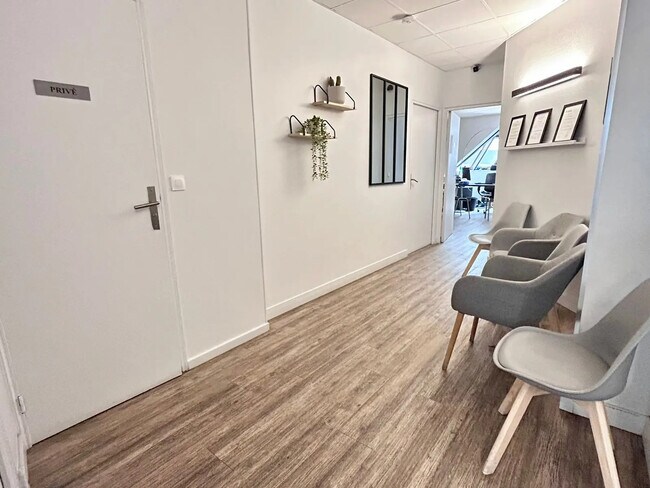 Plus de détails pour 9 Rue Greffülhe, Levallois-Perret - Logement à vendre