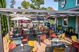 Plus de détails pour 2012 Park St, Port Dover, ON - Local commercial à vendre