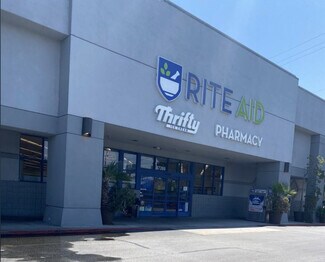 Plus de détails pour 17200-17288 Saticoy St, Van Nuys, CA - Local commercial à louer