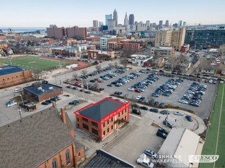 Plus de détails pour 2038 W 29th St, Cleveland, OH - Bureau/Local commercial à louer