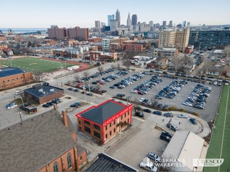 Plus de détails pour 2038 W 29th St, Cleveland, OH - Bureau/Local commercial à louer