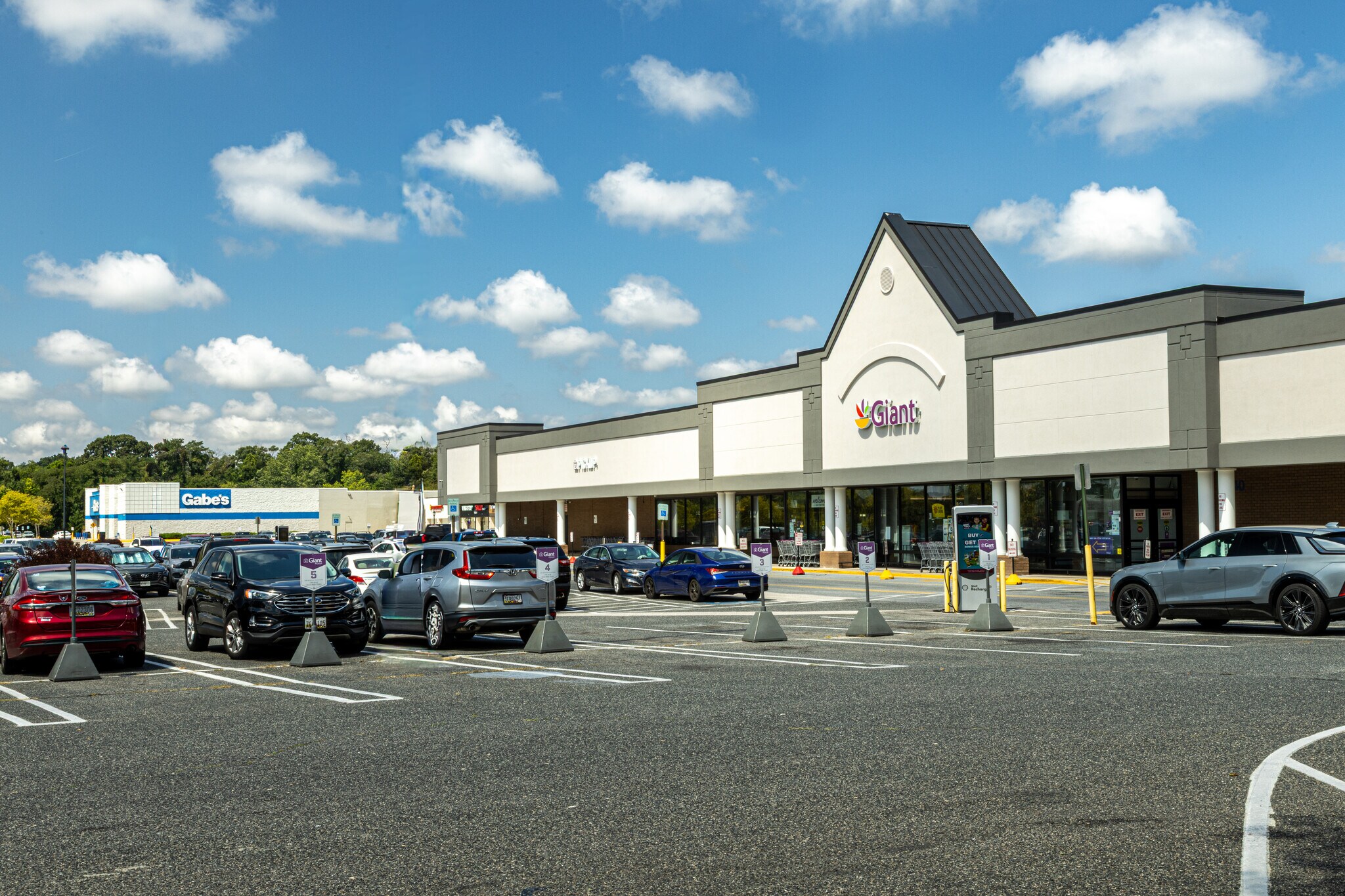 7940-7992 Crain Hwy, Glen Burnie, MD à louer Photo de l’immeuble– Image 1 sur 3