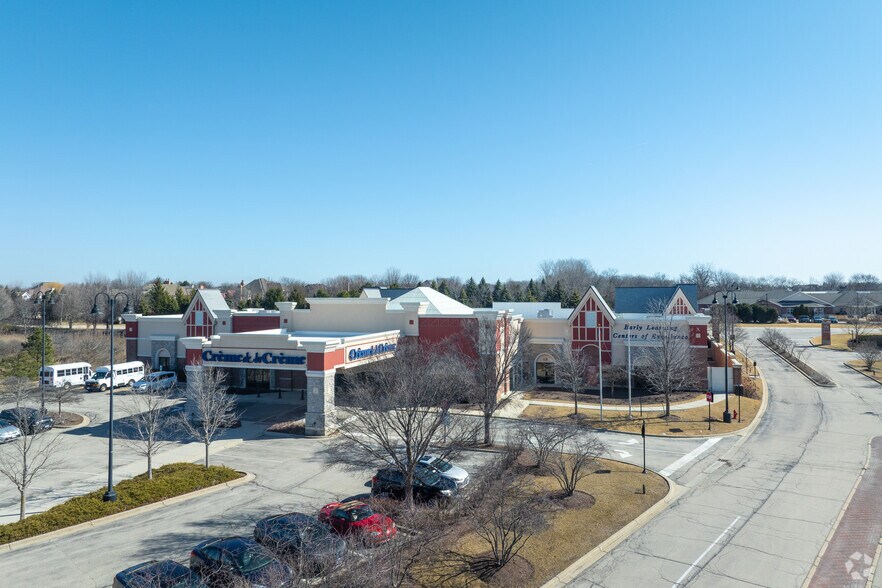 100 W Higgins Rd, South Barrington, IL à vendre - Photo de l’immeuble – Image 3 sur 9