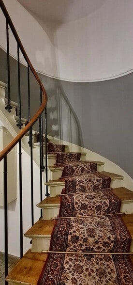 10 Rue Du Chevalier De Saint-George, Paris à louer - Photo intérieure – Image 2 sur 2