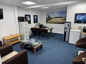 3-4 Trinity St, Dorchester à louer Photo intérieure– Image 2 sur 2