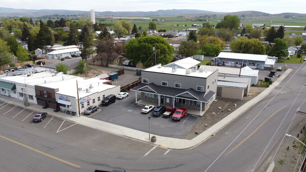 116 S Main St, Kittitas, WA à vendre - Photo de l’immeuble – Image 1 sur 5