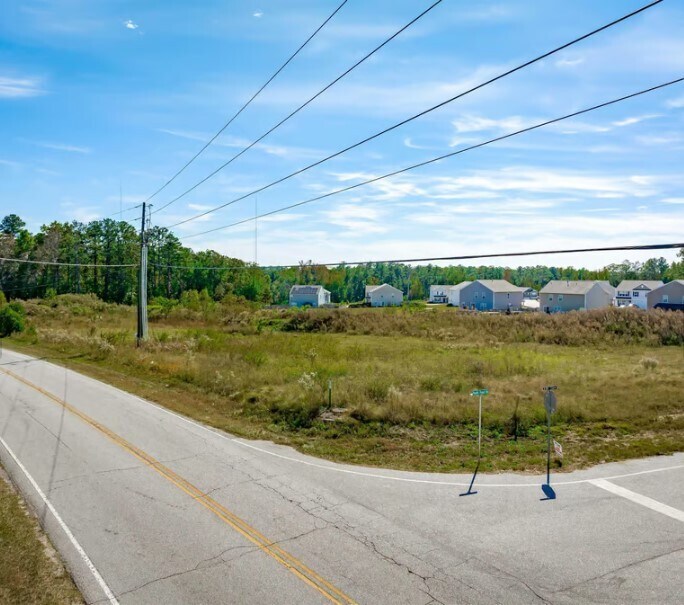 2009A Heath Pond Rd, Elgin, SC à vendre Photo principale– Image 1 sur 4