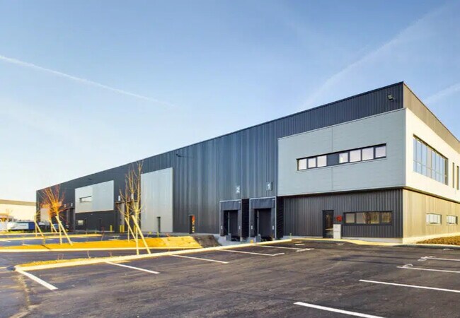 Plus de détails pour Local d'activités à louer